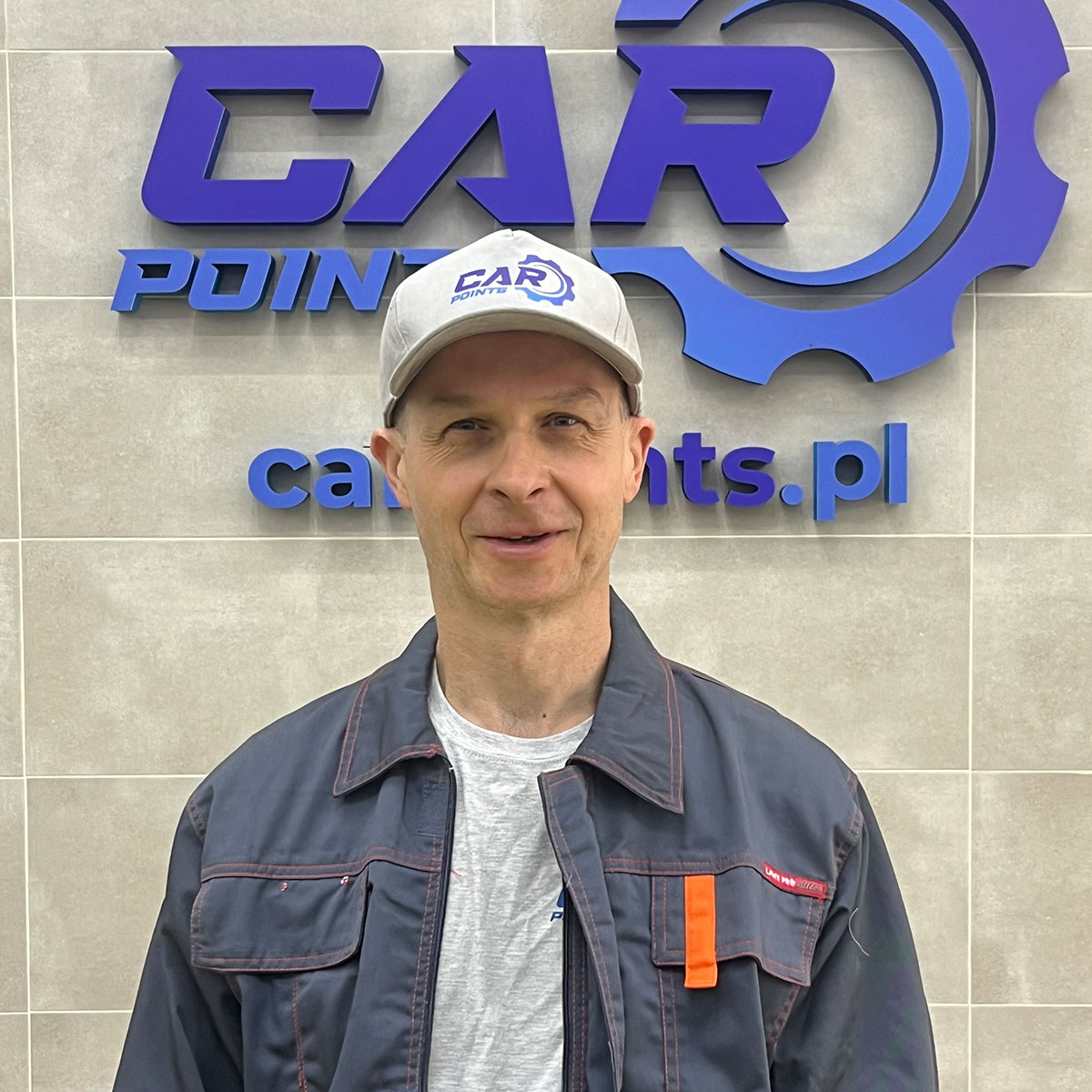 Piotr Borowy - Główny mechanik Car Points.jpg